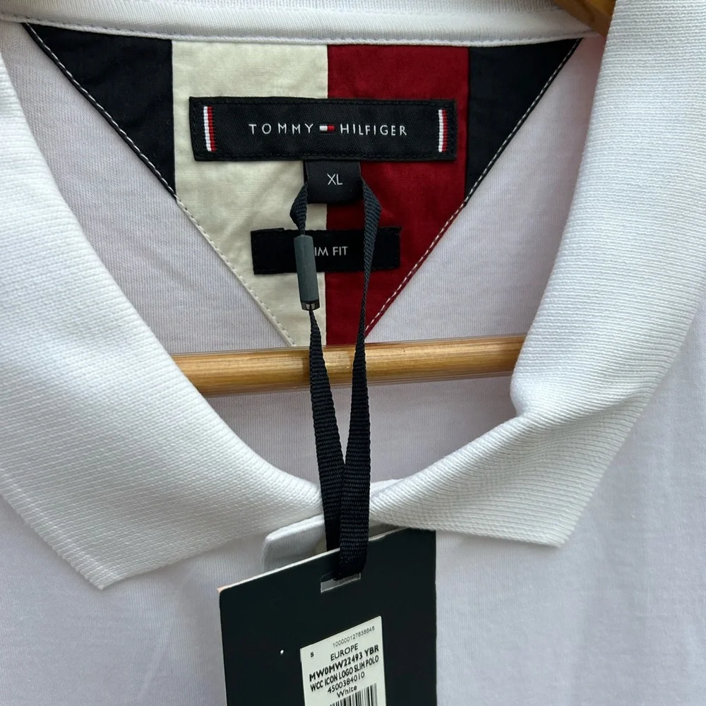 TOMMY HILFIGER T-SHIRT - Picture 5 of 6